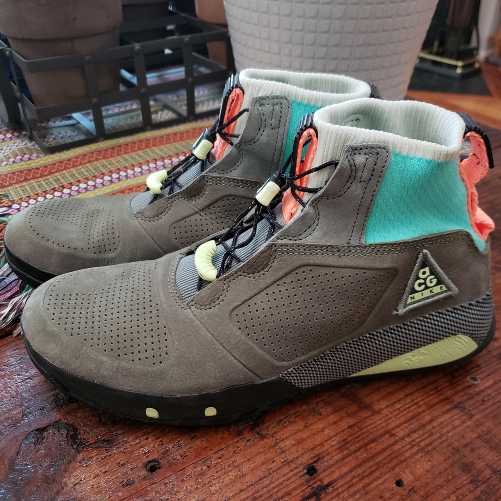 Nike Men's ACG Ruckel Ridge shoes